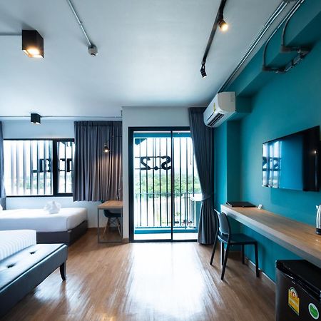 S.22 Hotel Suratthani Surat Thani Pokoj fotografie